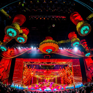 国产操丝袜大奶妹
